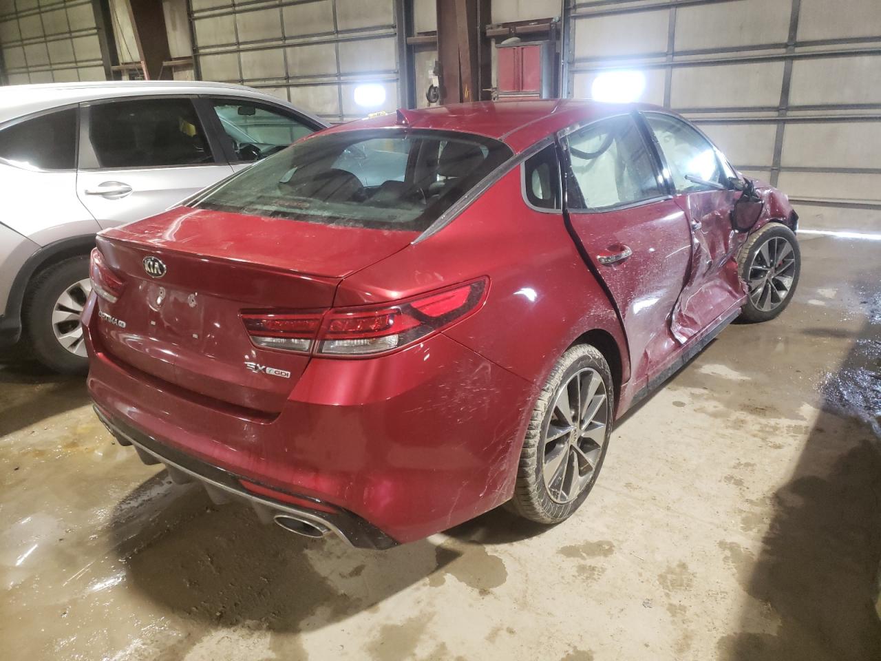 Photo 4 from auction – 2016 KIA OPTIMA SX with VIN 5XXGW4L24GG057960