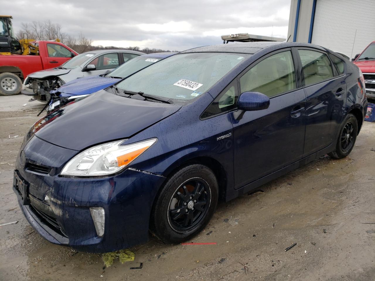 Photo 2 from auction – 2015 TOYOTA PRIUS with VIN JTDKN3DU8F0437908