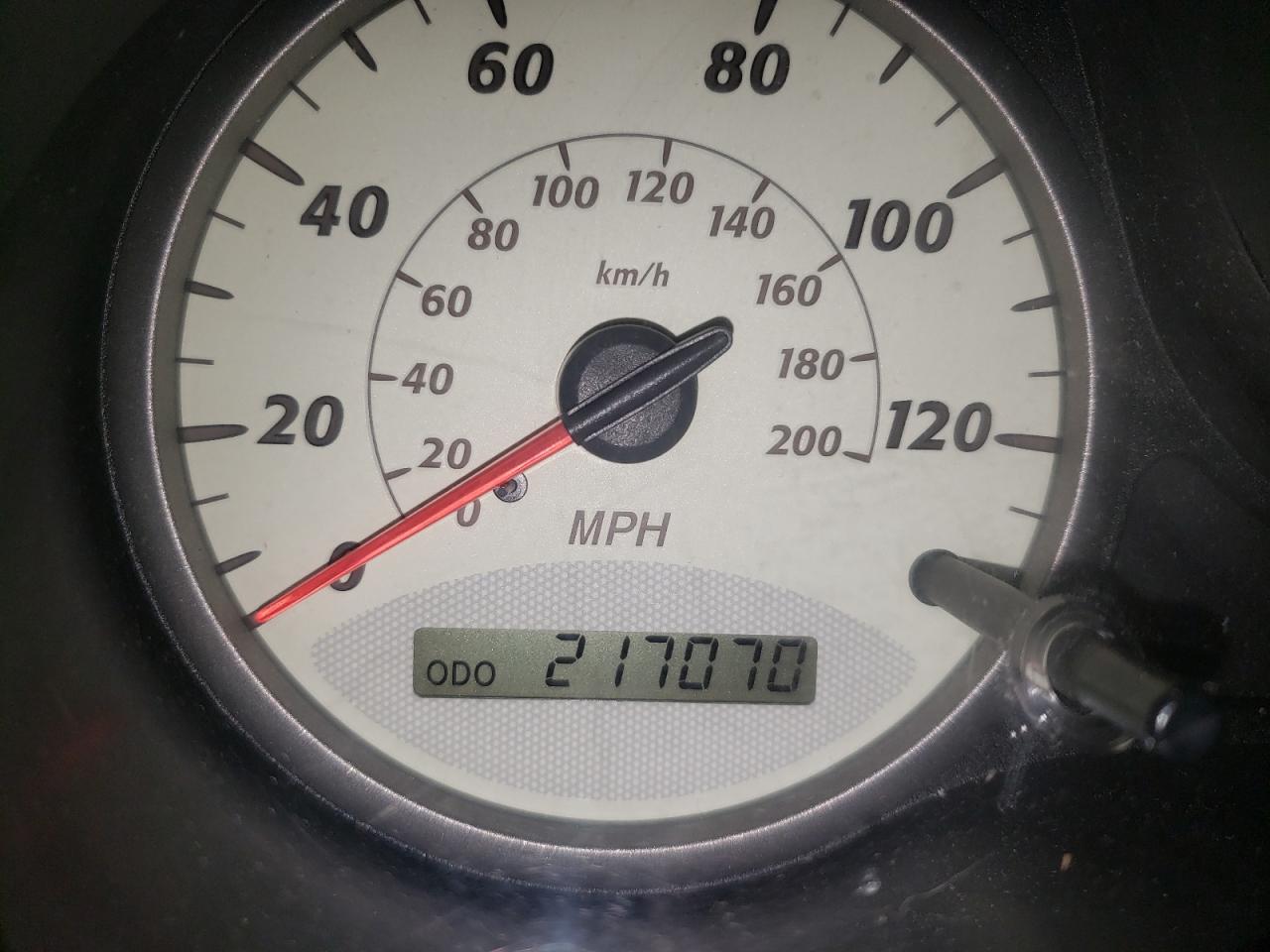 Photo 8 from auction – 2002 TOYOTA RAV4 with VIN JTEHH20V426051175