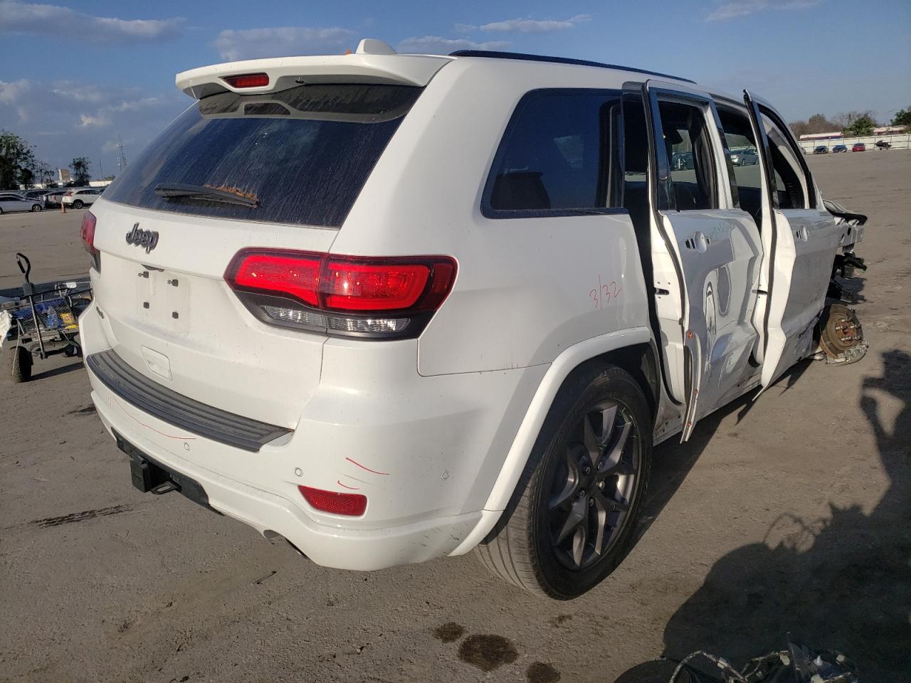 Photo 4 from auction – 2021 JEEP GRAND CHER with VIN 1C4RJFBG2MC528581