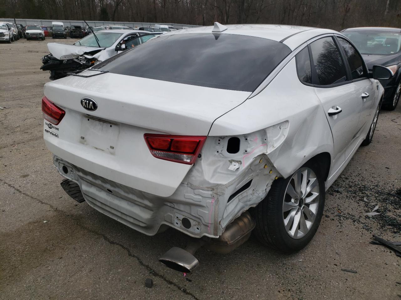 Photo 4 from auction – 2018 KIA OPTIMA LX with VIN 5XXGT4L38JG274534