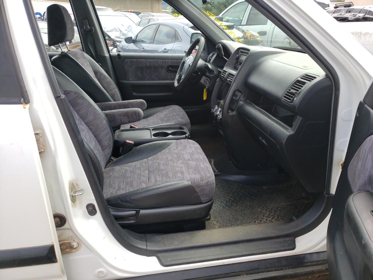 Photo 5 from auction – 2003 HONDA CRV LX with VIN JHLRD78403C010318