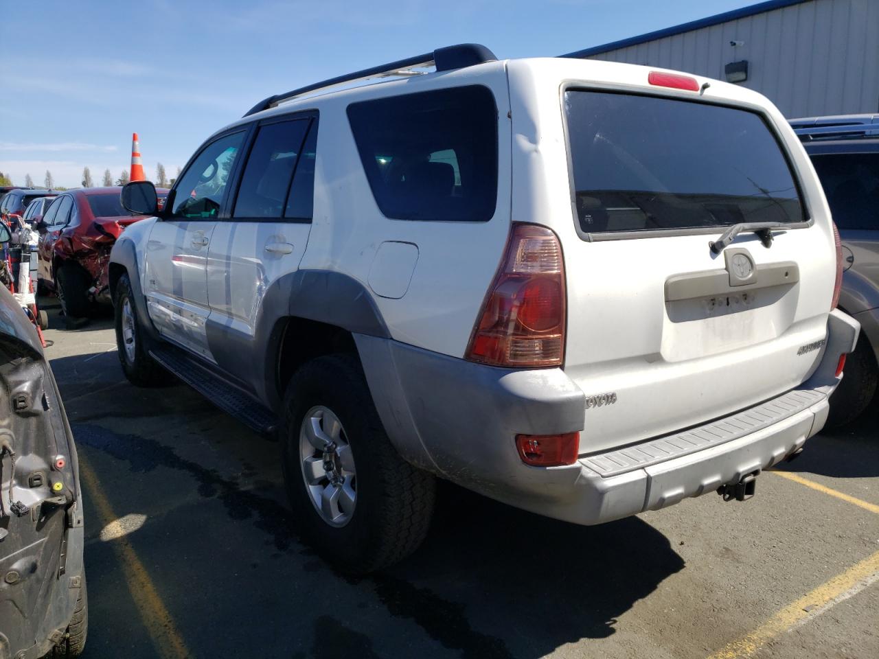 Photo 3 from auction – 2003 TOYOTA 4RUNNER SR with VIN JTEZT14R930010510