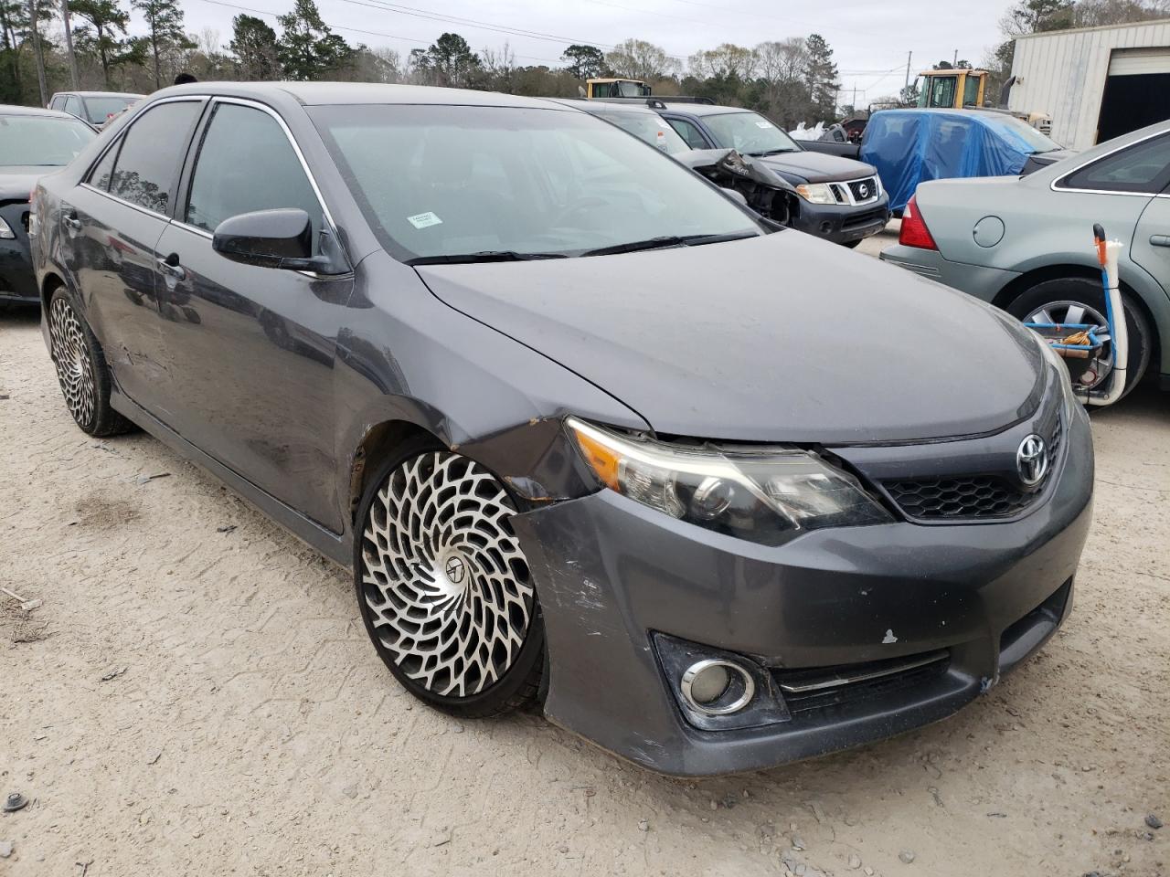 TOYOTA CAMRY L 2014 with VIN 4T1BF1FK3EU315974 - Photo from auction