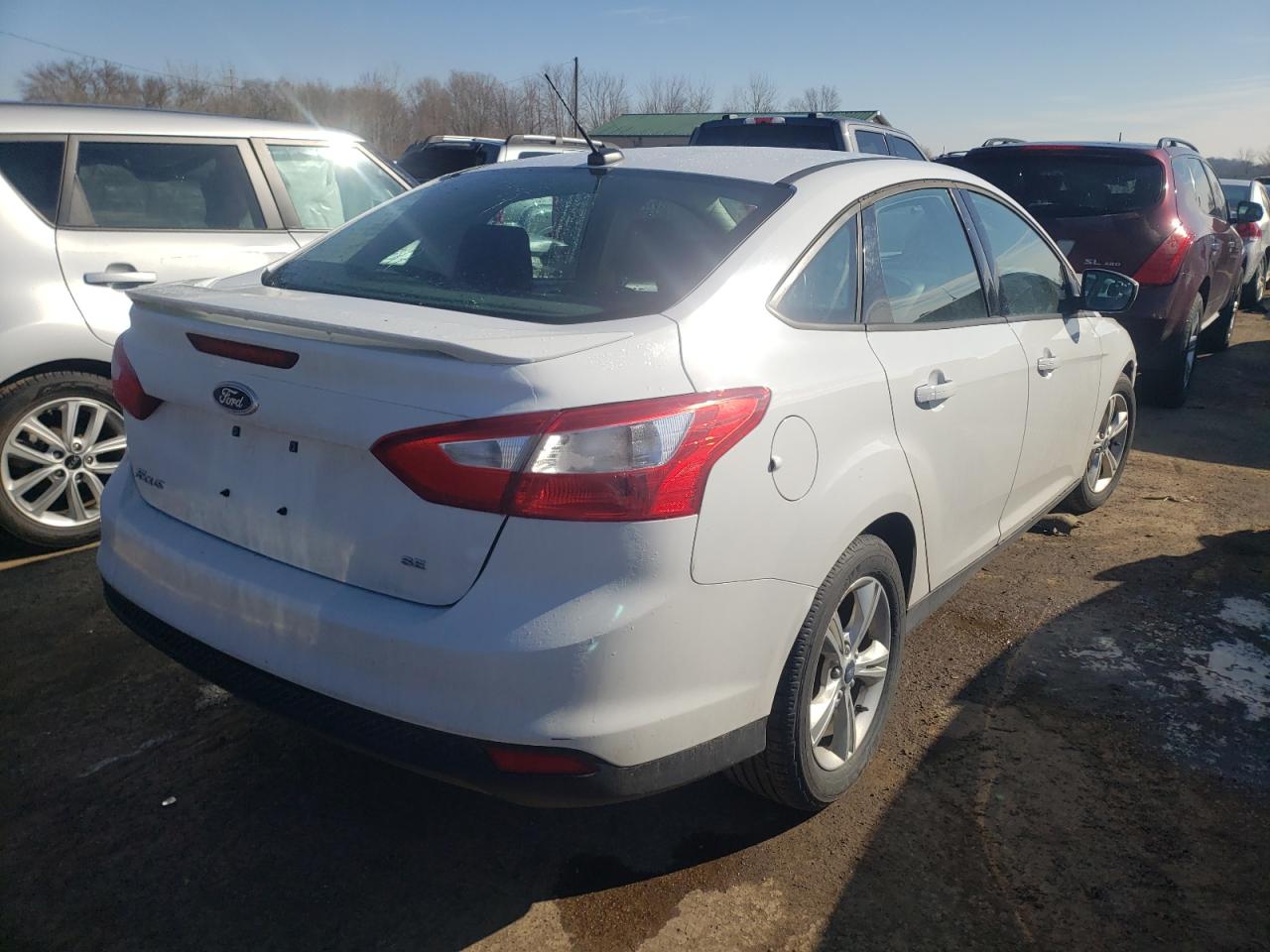 Photo 4 from auction – 2012 FORD FOCUS SE with VIN 1FAHP3F25CL267443