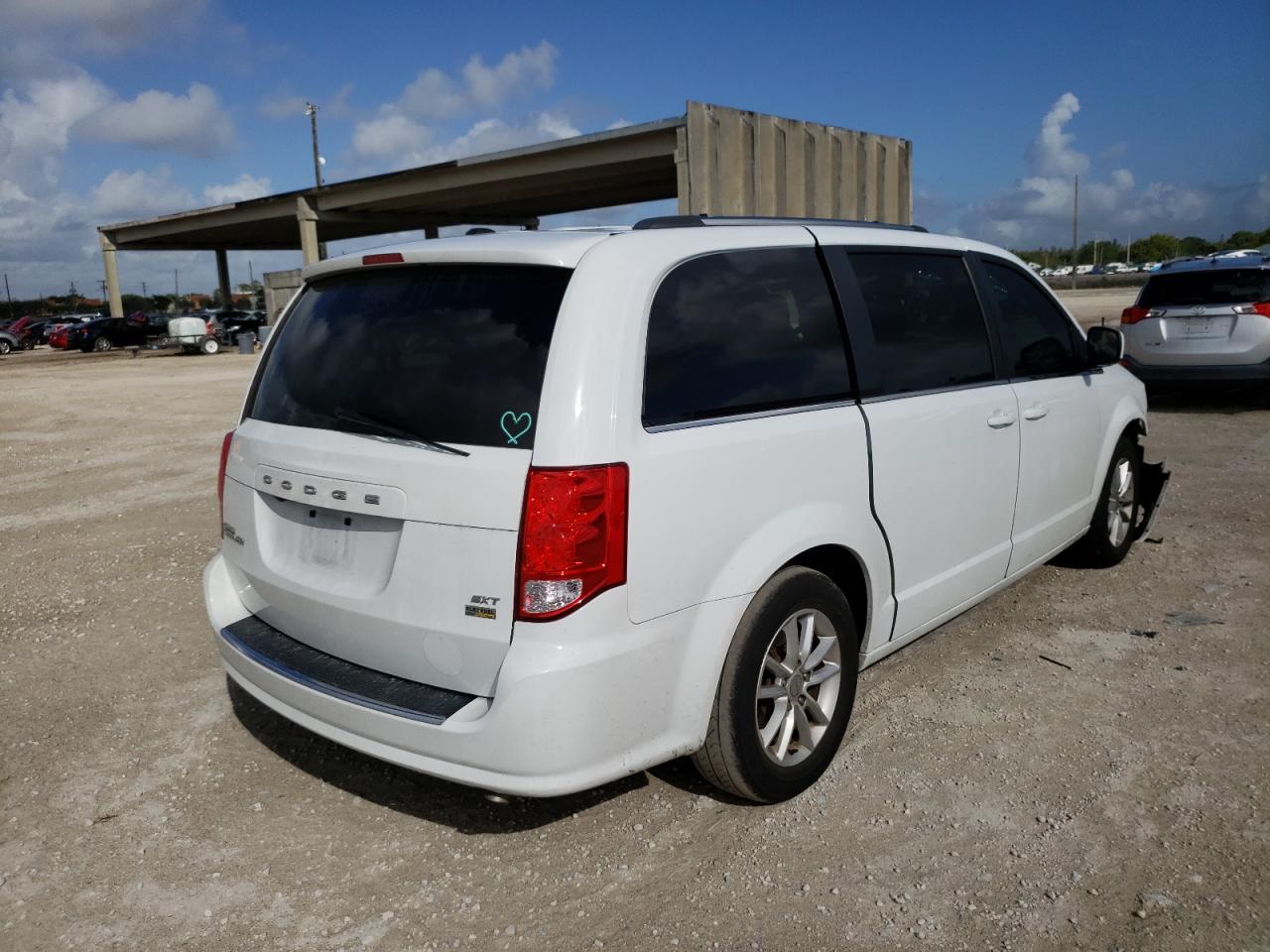 Photo 4 from auction – 2019 DODGE GRAND CARA with VIN 2C4RDGCG3KR631962