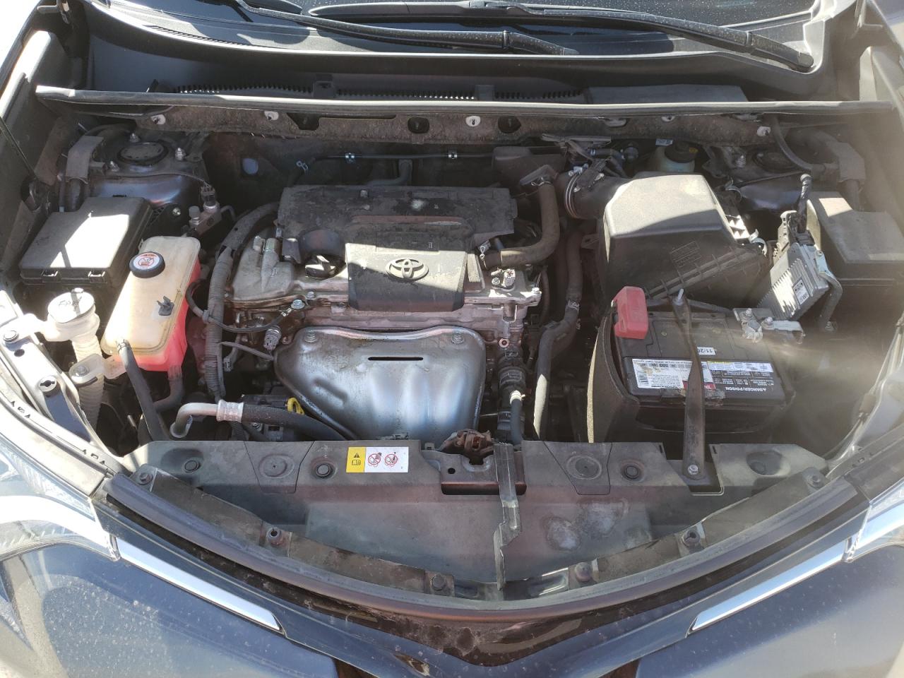 Photo 7 from auction – 2017 TOYOTA RAV4 XLE with VIN JTMWFREV5HD098433