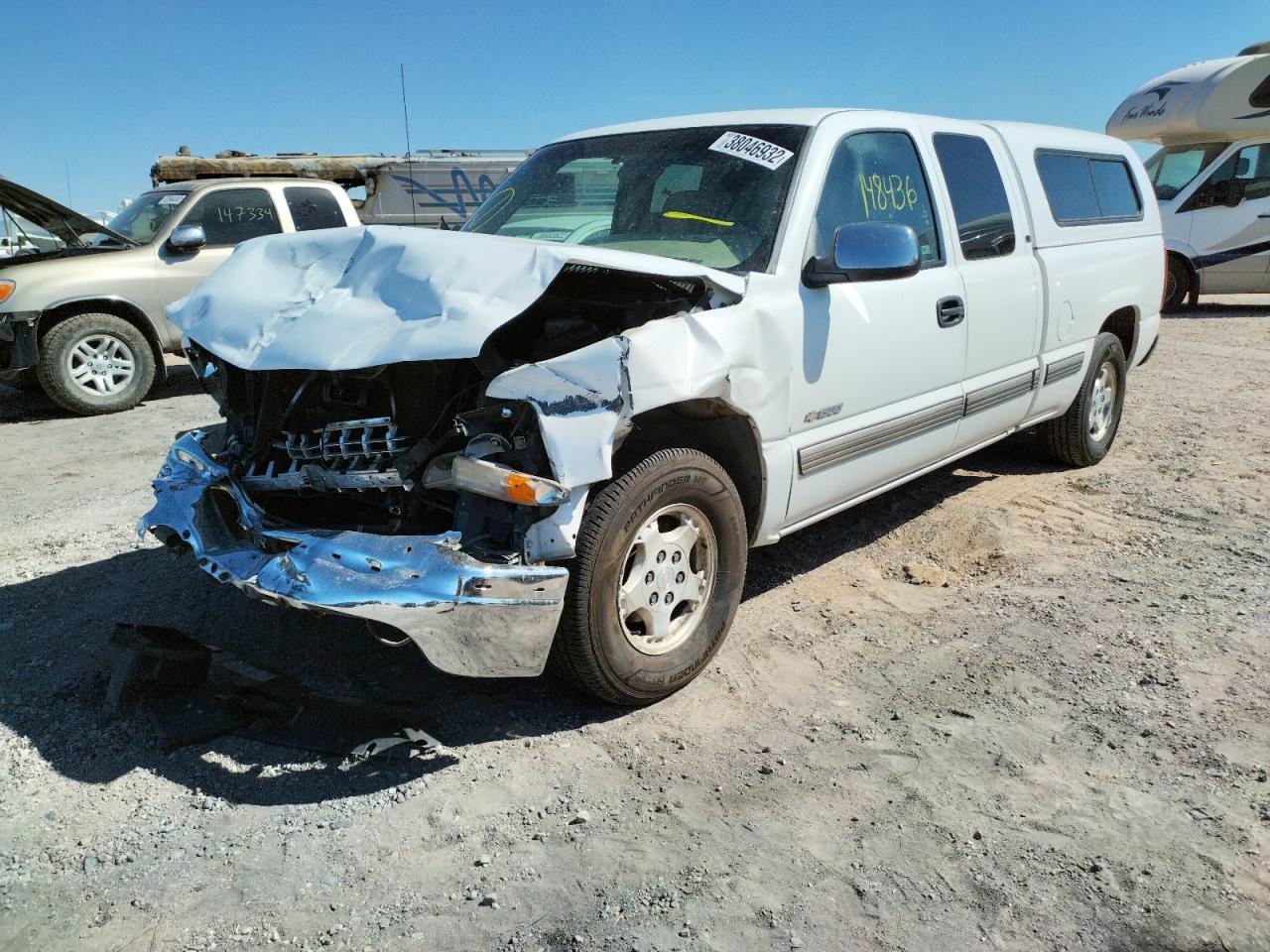 Photo 2 from auction – 2001 CHEVROLET SILVERADO with VIN 2GCEC19T611192630
