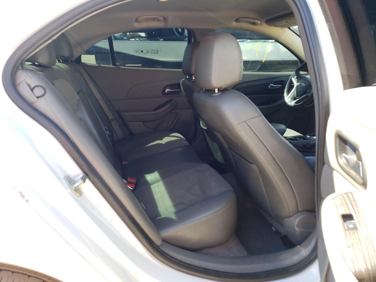 Photo 6 from auction – 2014 CHEVROLET MALIBU 2LT with VIN 1G11E5SL9EF245595