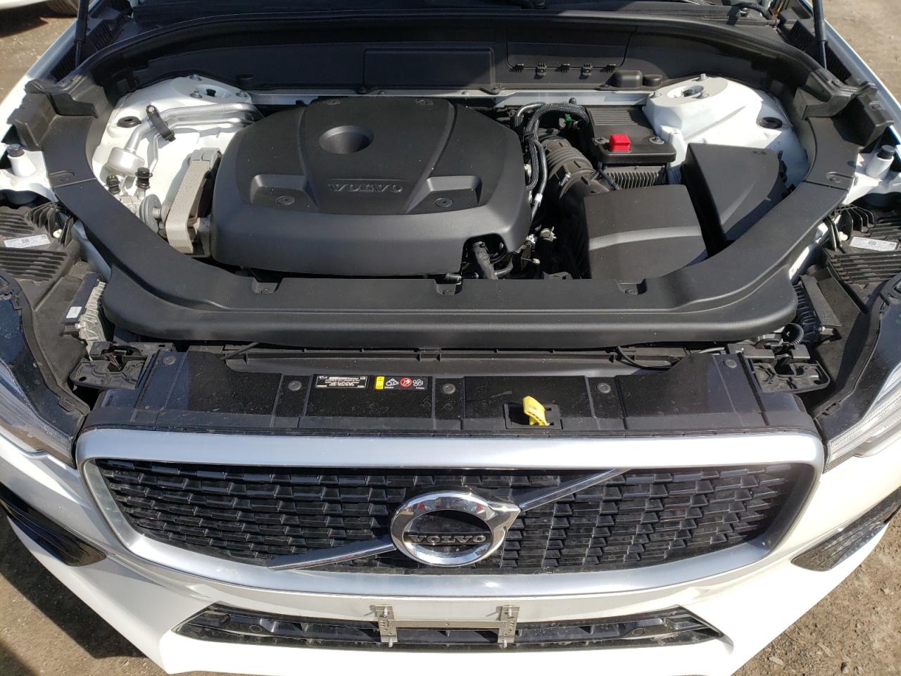Photo 7 from auction – 2018 VOLVO XC60 T6 R- with VIN LYVA22RM1JB096550