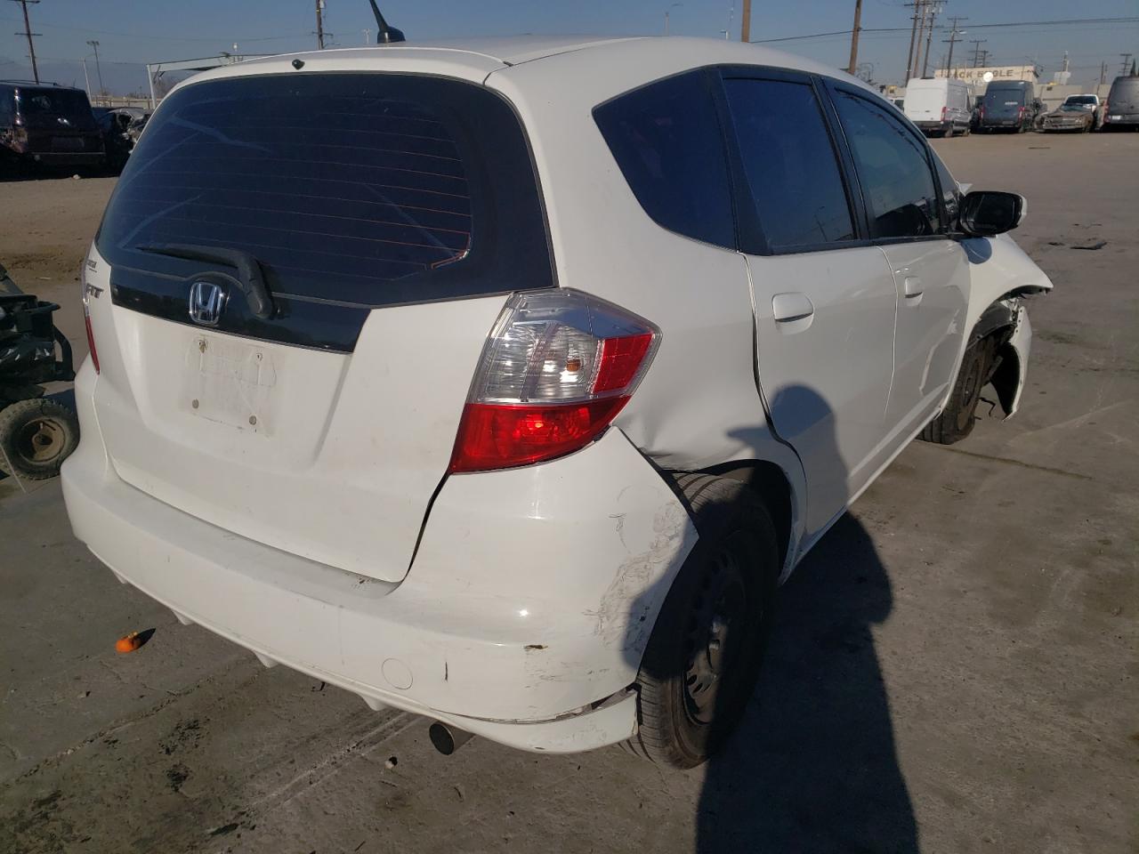 Photo 4 from auction – 2013 HONDA FIT with VIN JHMGE8H38DC071480