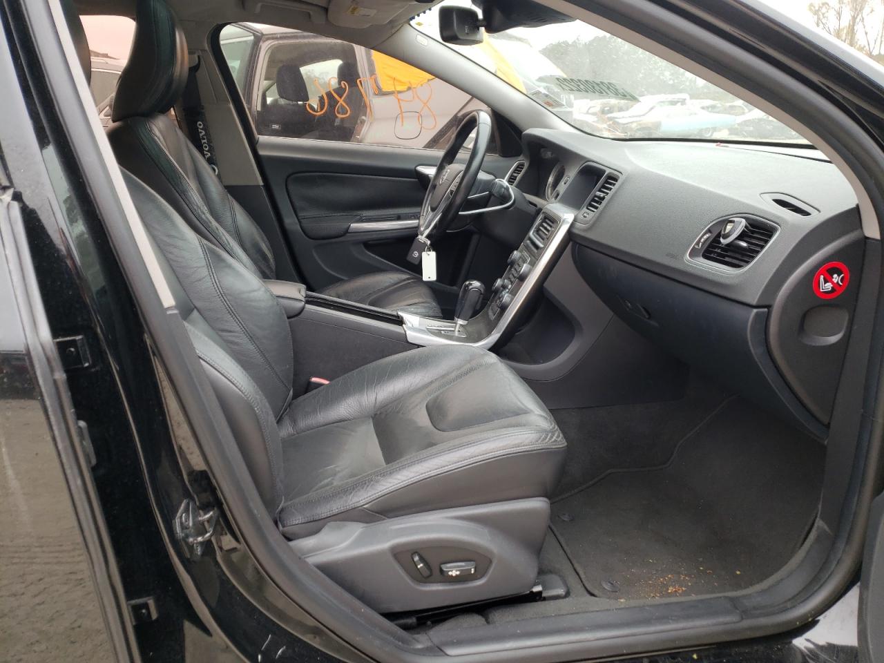 Photo 5 from auction – 2012 VOLVO S60 T5 with VIN YV1622FS6C2047030