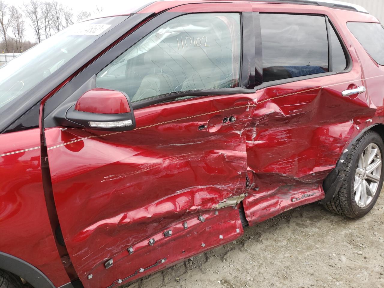 Photo 9 from auction – 2016 FORD EXPLORER L with VIN 1FM5K7F86GGB98358