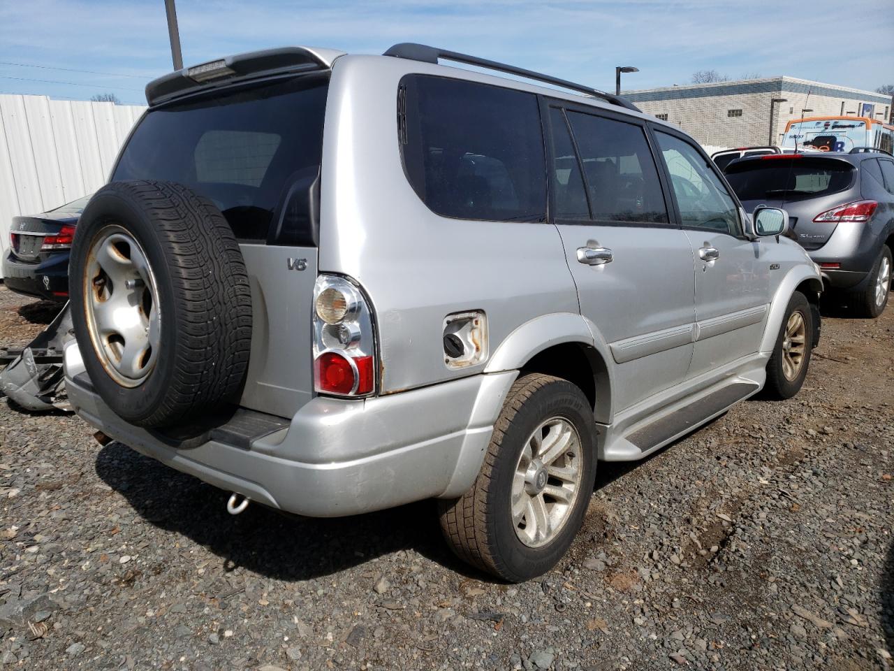 Photo 4 from auction – 2004 SUZUKI XL7 EX with VIN JS3TY92V544104972