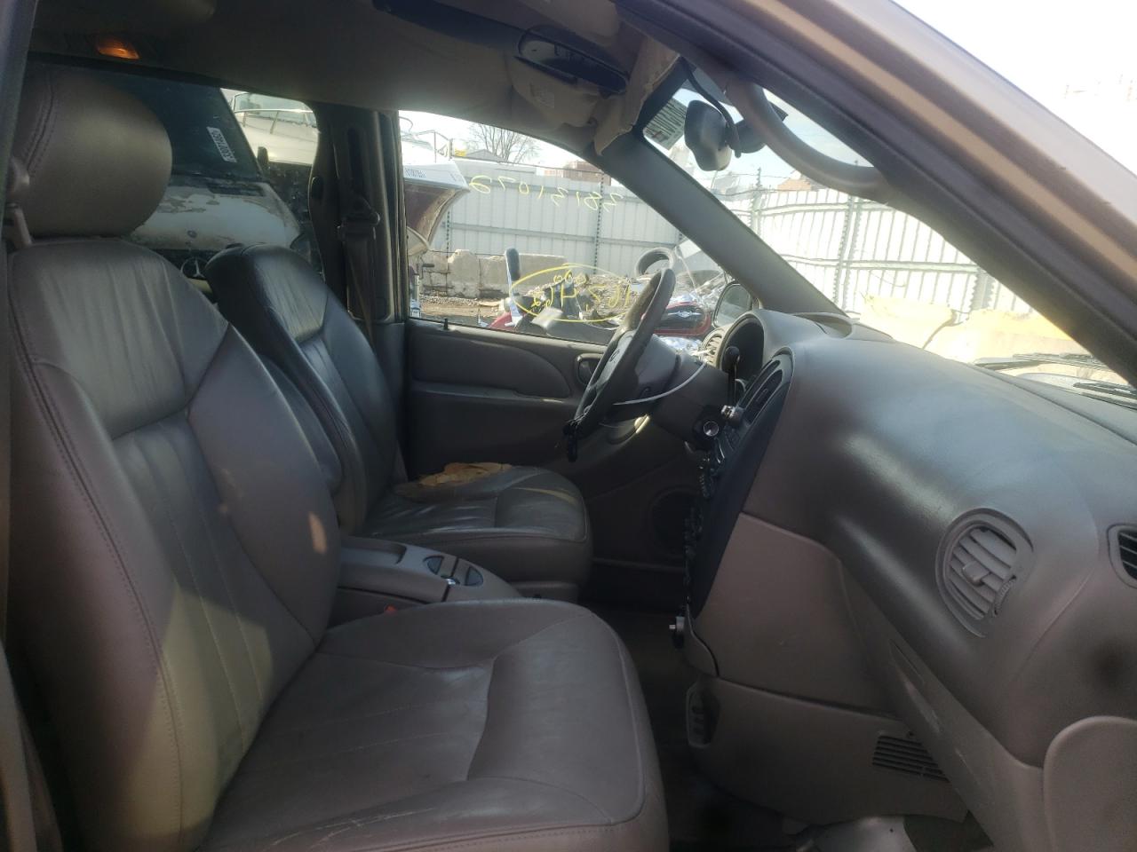 Zdjęcie 5 z aukcji – 2003 DODGE GRAND CARA z VIN 2D4GP54L13R147176