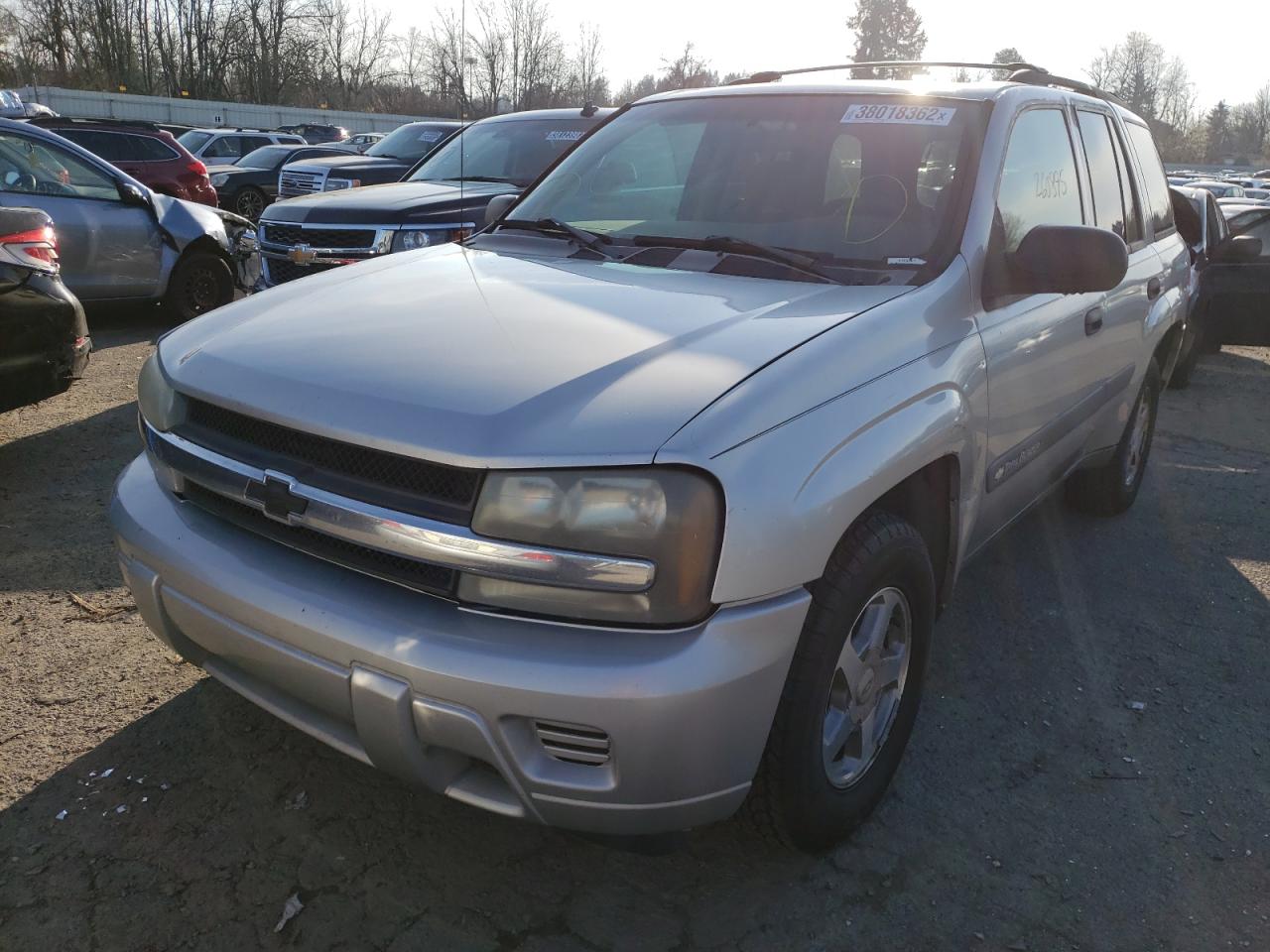Photo 2 from auction – 2004 CHEVROLET TRAILBLAZE with VIN 1GNDS13S142121300