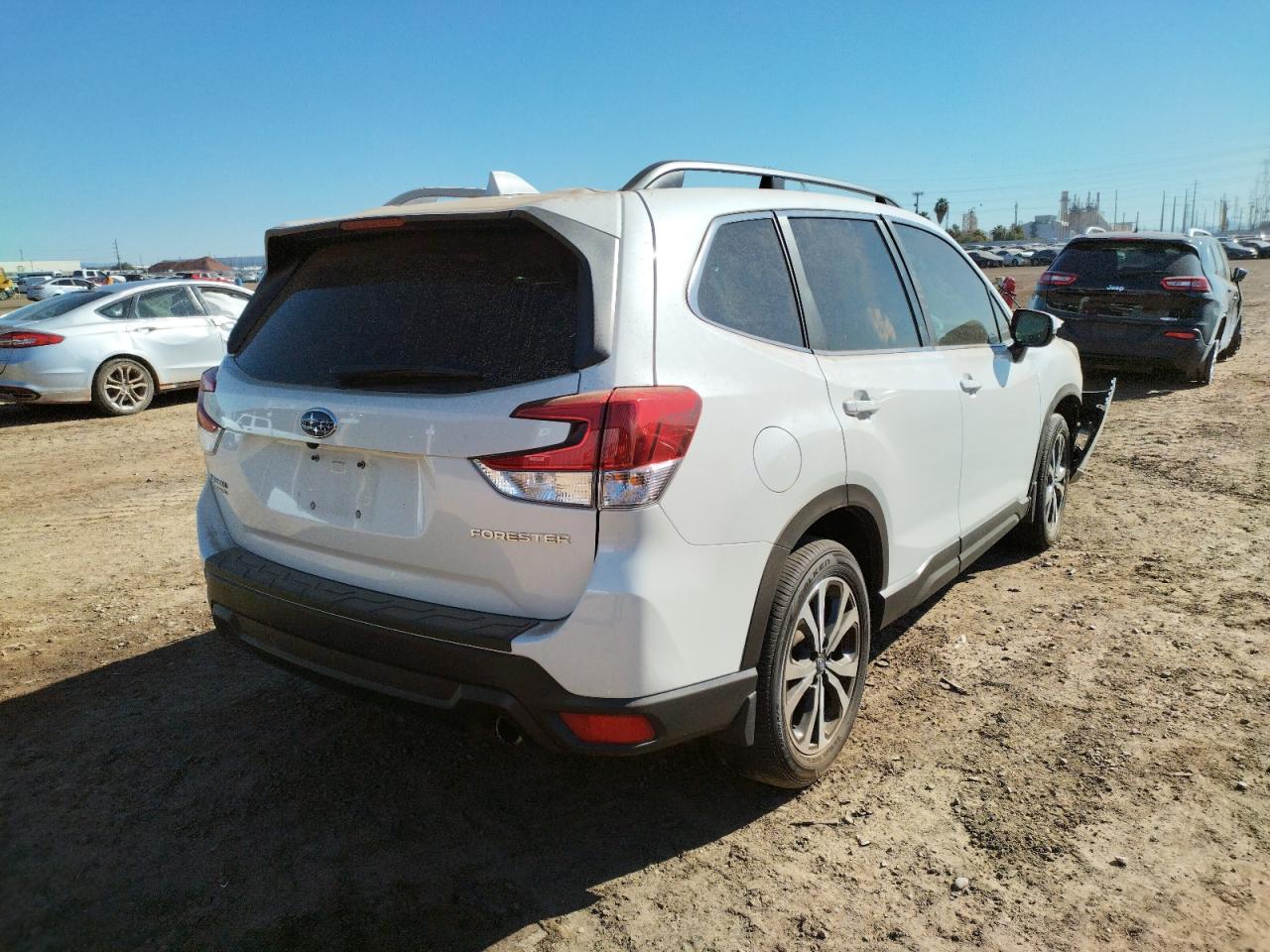 Photo 4 from auction – 2021 SUBARU FORESTER L with VIN JF2SKAUC4MH485118