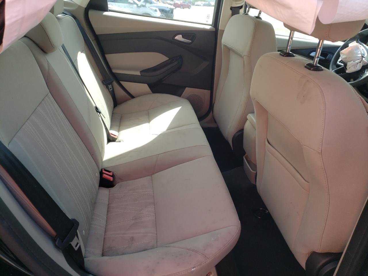 Photo 6 from auction – 2018 FORD FOCUS SE with VIN 1FADP3F29JL289053