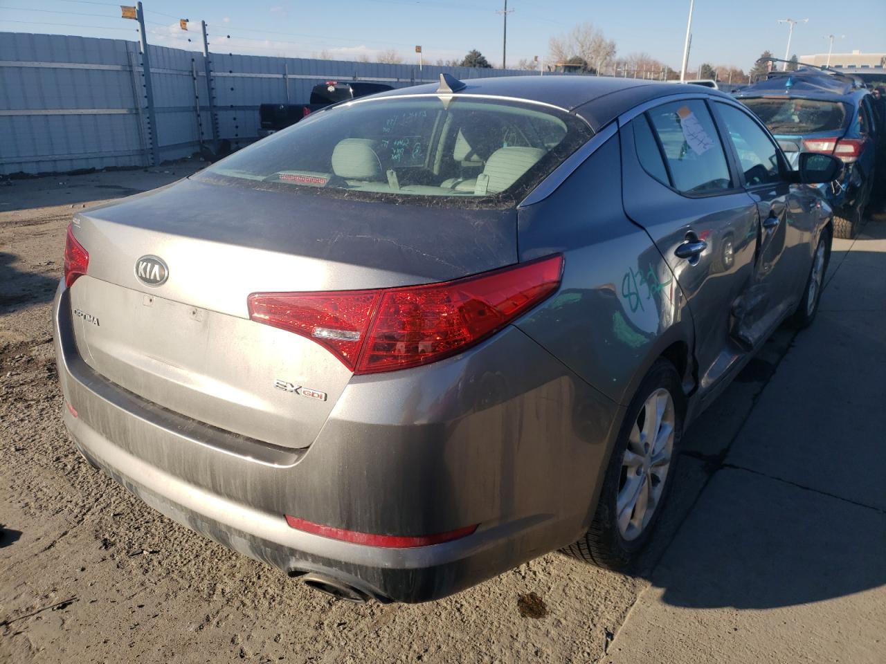 Photo 4 from auction – 2013 KIA OPTIMA EX with VIN 5XXGN4A77DG198132