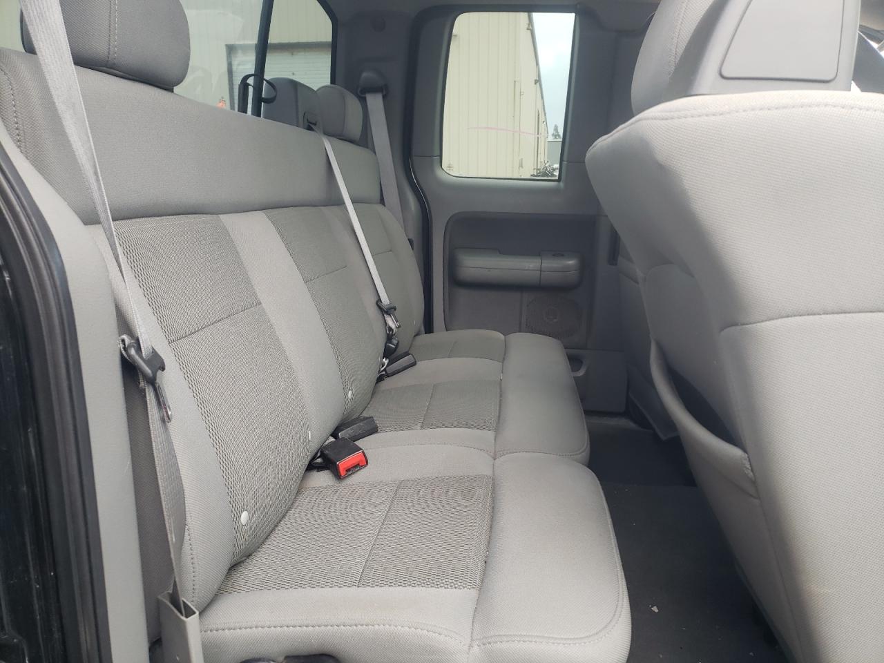 صورة رقم 6 من المزاد - 2004 FORD F150 مع VIN 1FTPX14564KD56372