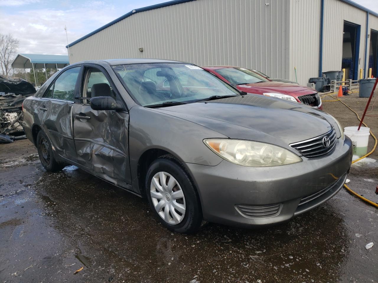 TOYOTA CAMRY LE 2006 with VIN 4T1BE32K56U728730 - Photo from auction