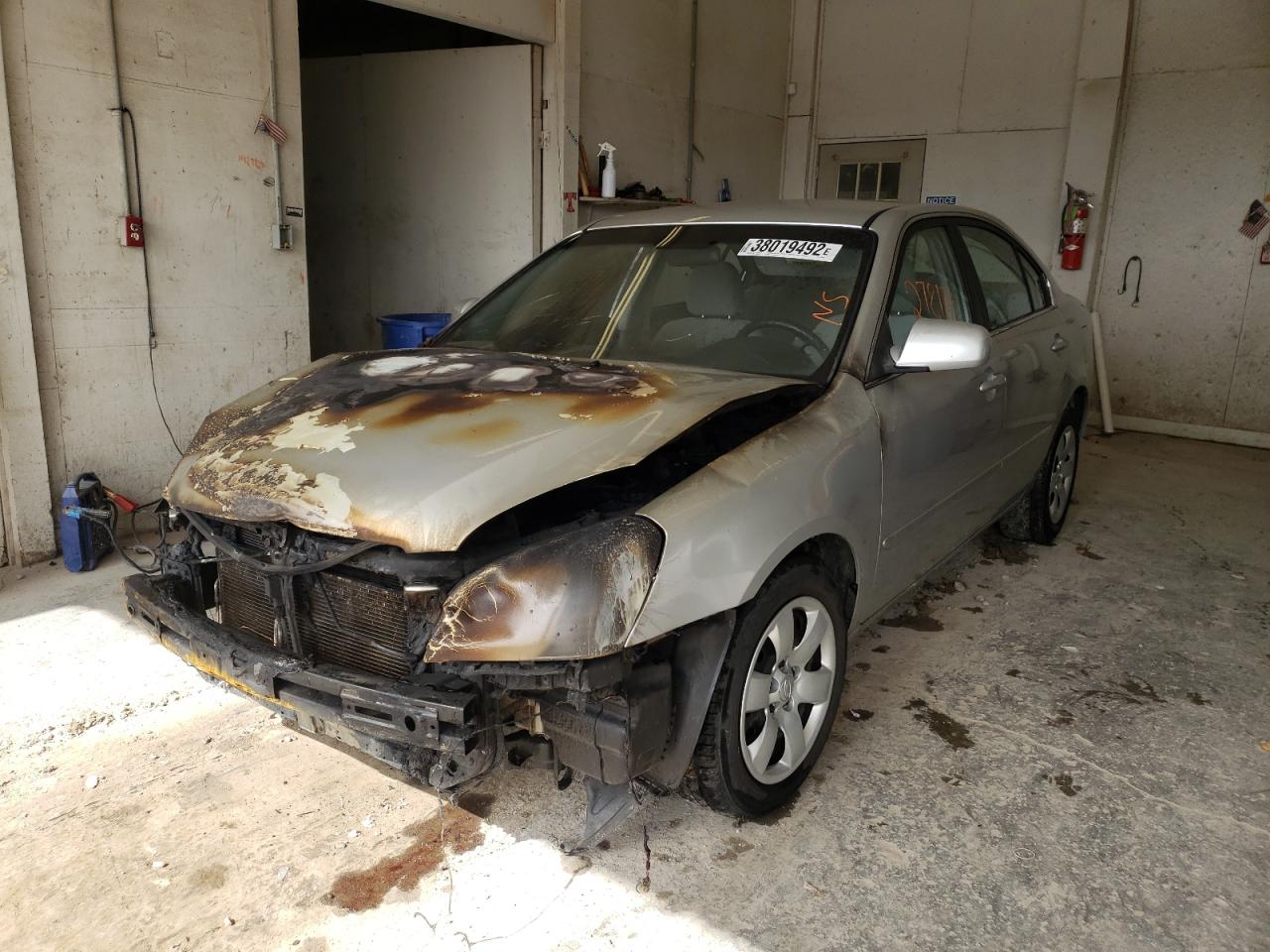 Photo 2 from auction – 2008 KIA OPTIMA with VIN KNAGE123385233962