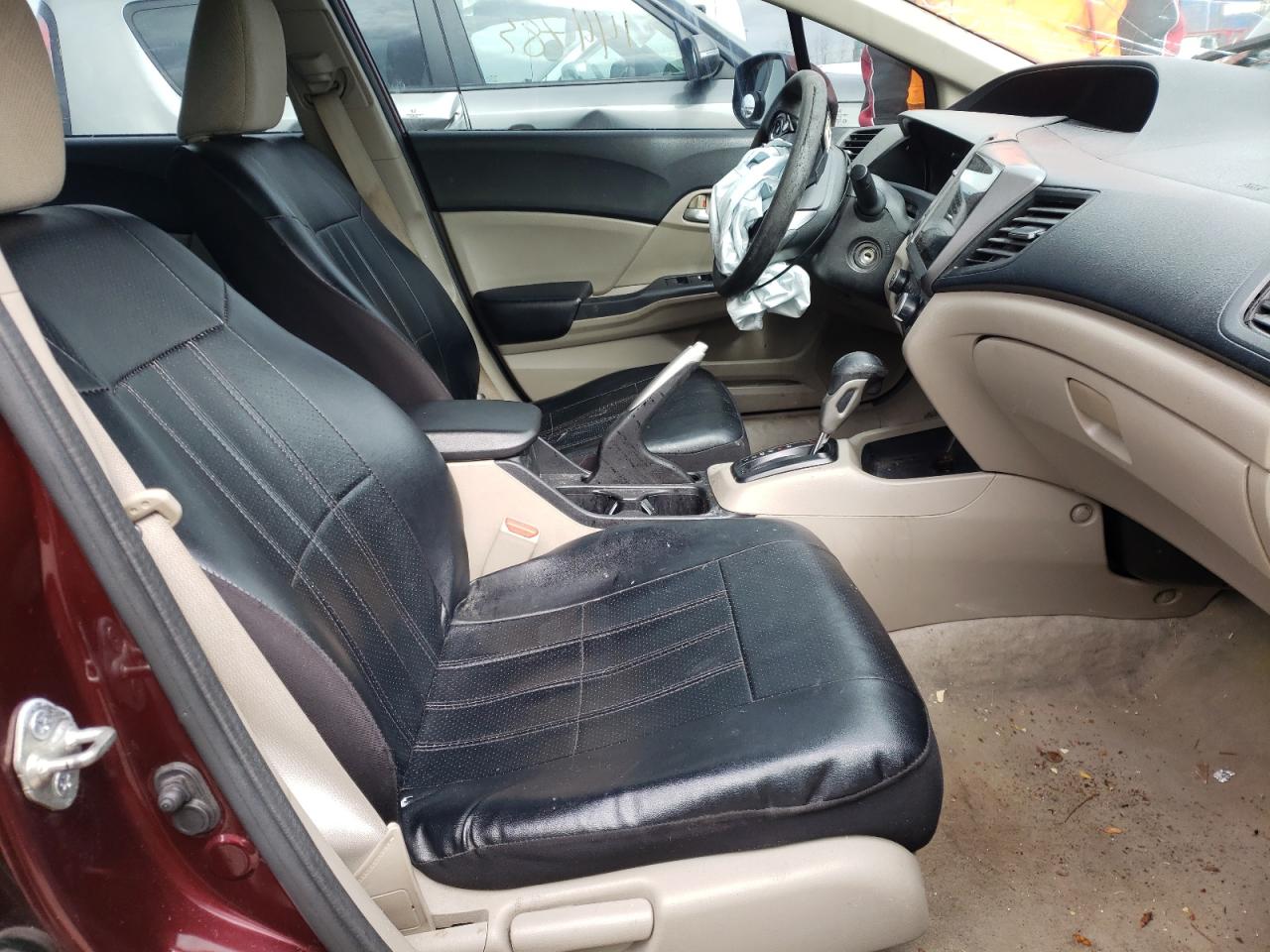 Photo 5 from auction – 2012 HONDA CIVIC LX with VIN 19XFB2F56CE315304