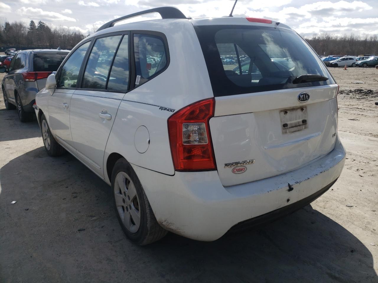 Photo 3 from auction – 2009 KIA RONDO BASE with VIN KNAFG528997271758