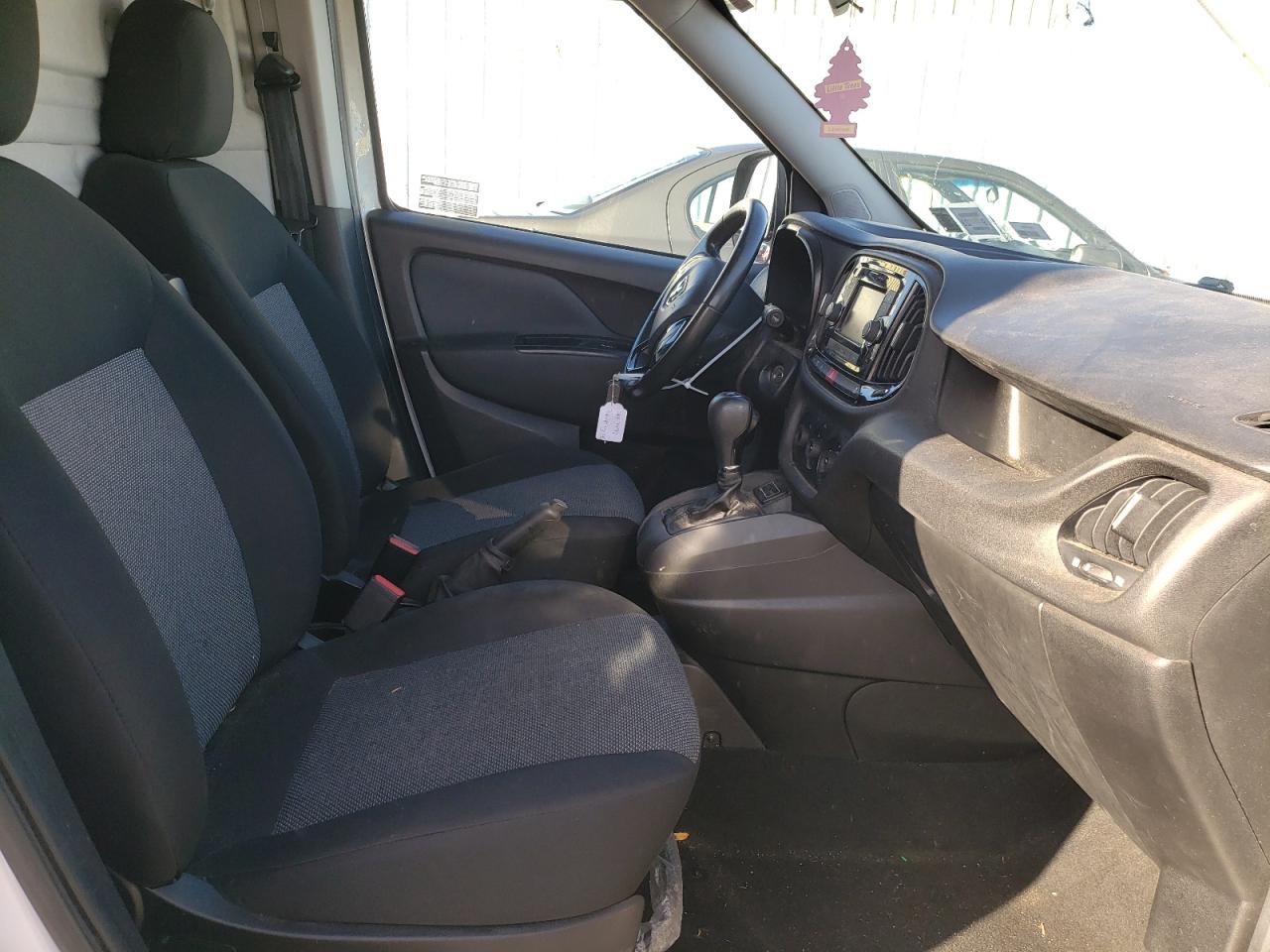 Photo 5 from auction – 2017 RAM PROMASTER with VIN ZFBERFAB9H6G09259