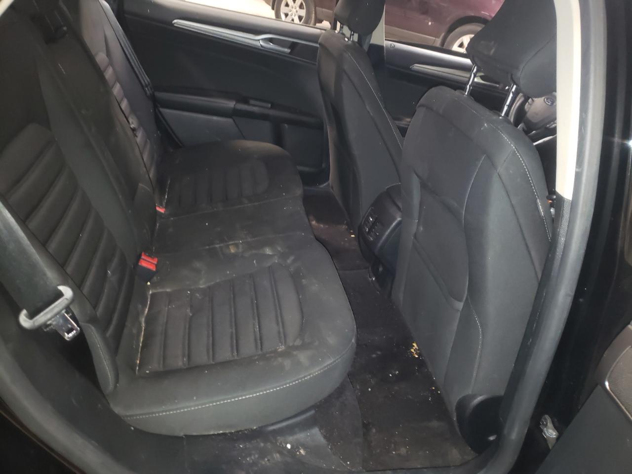 Photo 6 from auction – 2017 FORD FUSION SE with VIN 3FA6P0HD8HR303560