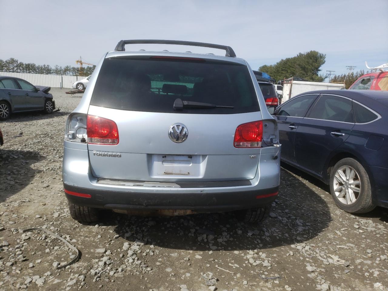 Photo 9 from auction – 2004 VOLKSWAGEN TOUAREG 3. with VIN WVGBC67L14D024935