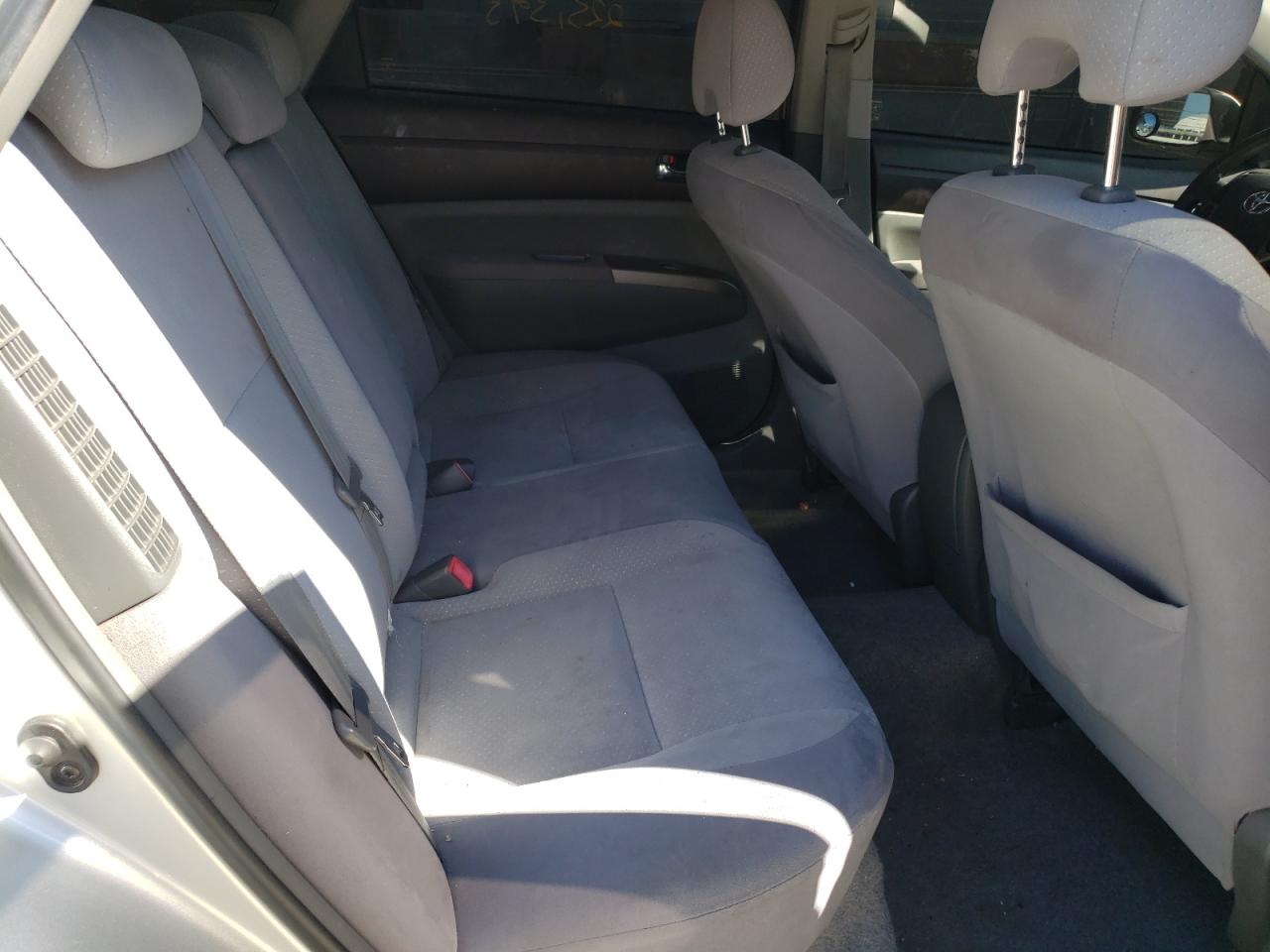 Photo 6 from auction – 2005 TOYOTA PRIUS with VIN JTDKB20U453110461
