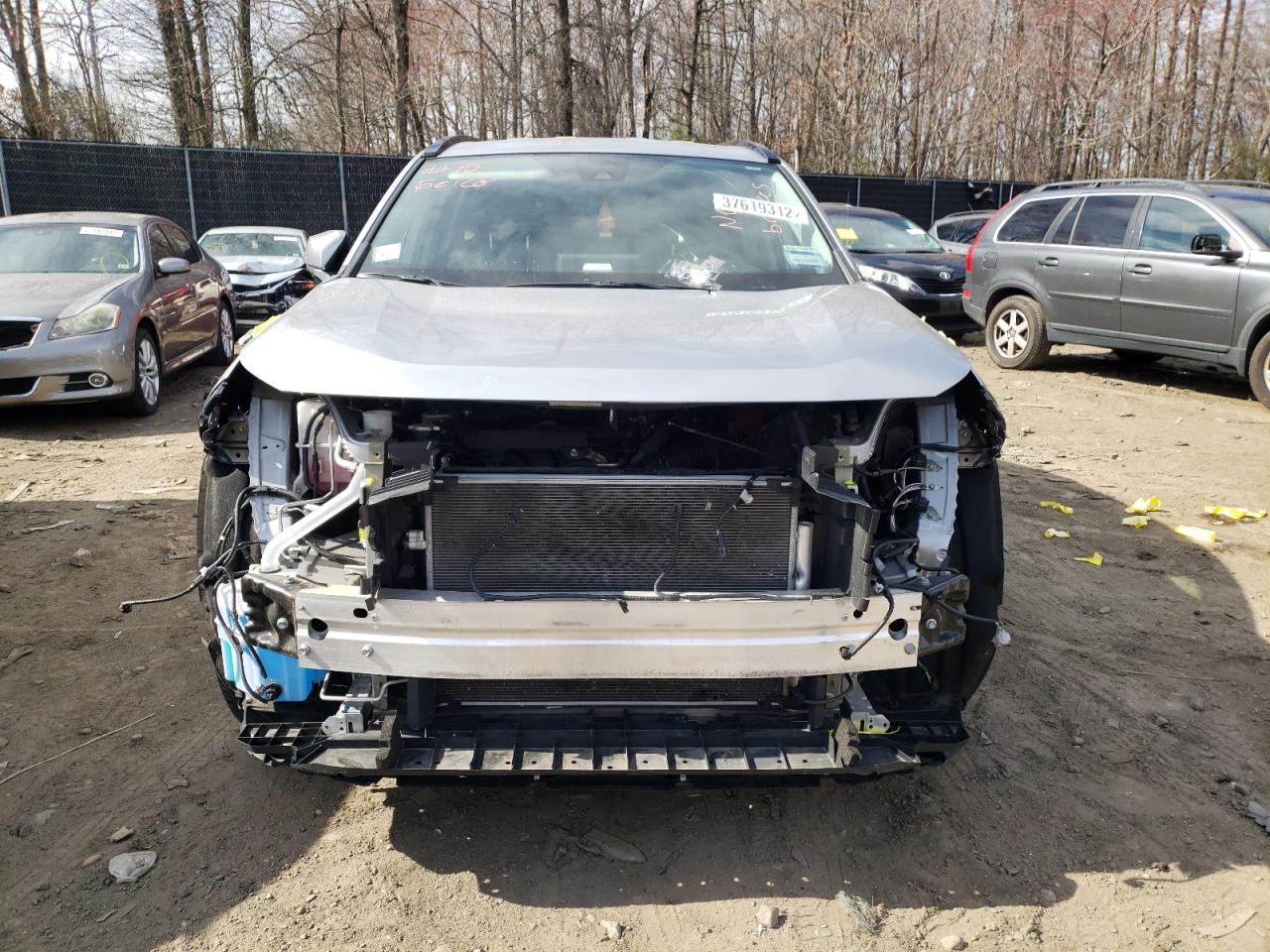 Photo 9 from auction – 2019 TOYOTA RAV4 LE with VIN 2T3G1RFV7KW079037