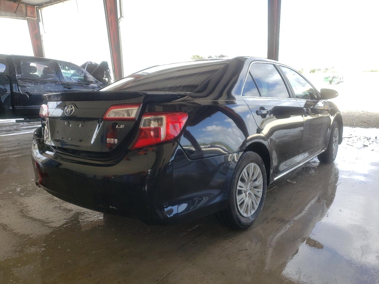 Photo 4 from auction – 2012 TOYOTA CAMRY HYBR with VIN 4T1BD1FK8CU024972