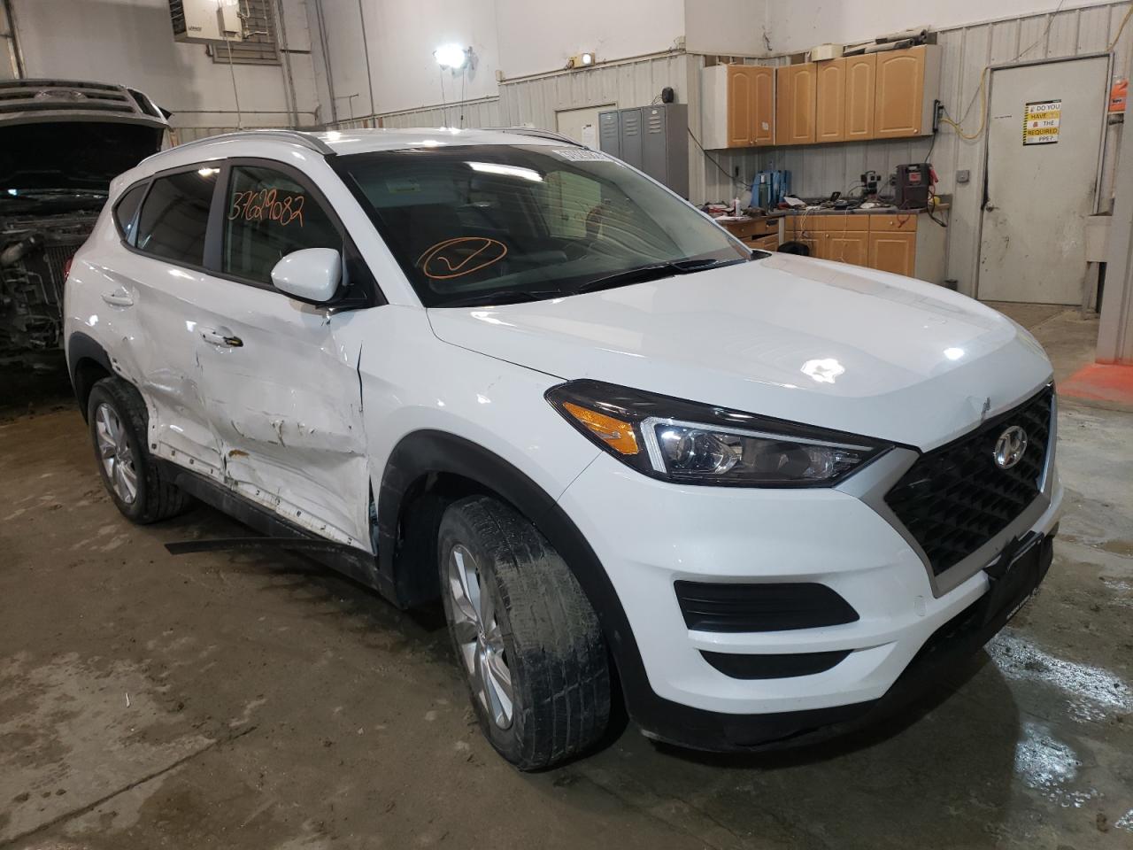 HYUNDAI TUCSON LIM 2020 with VIN KM8J3CA47LU271757 - Photo from auction