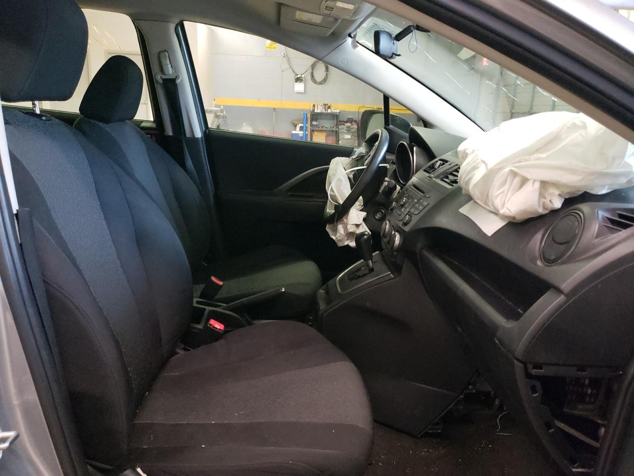 Photo 5 from auction – 2012 MAZDA 5 with VIN JM1CW2BL7C0144096