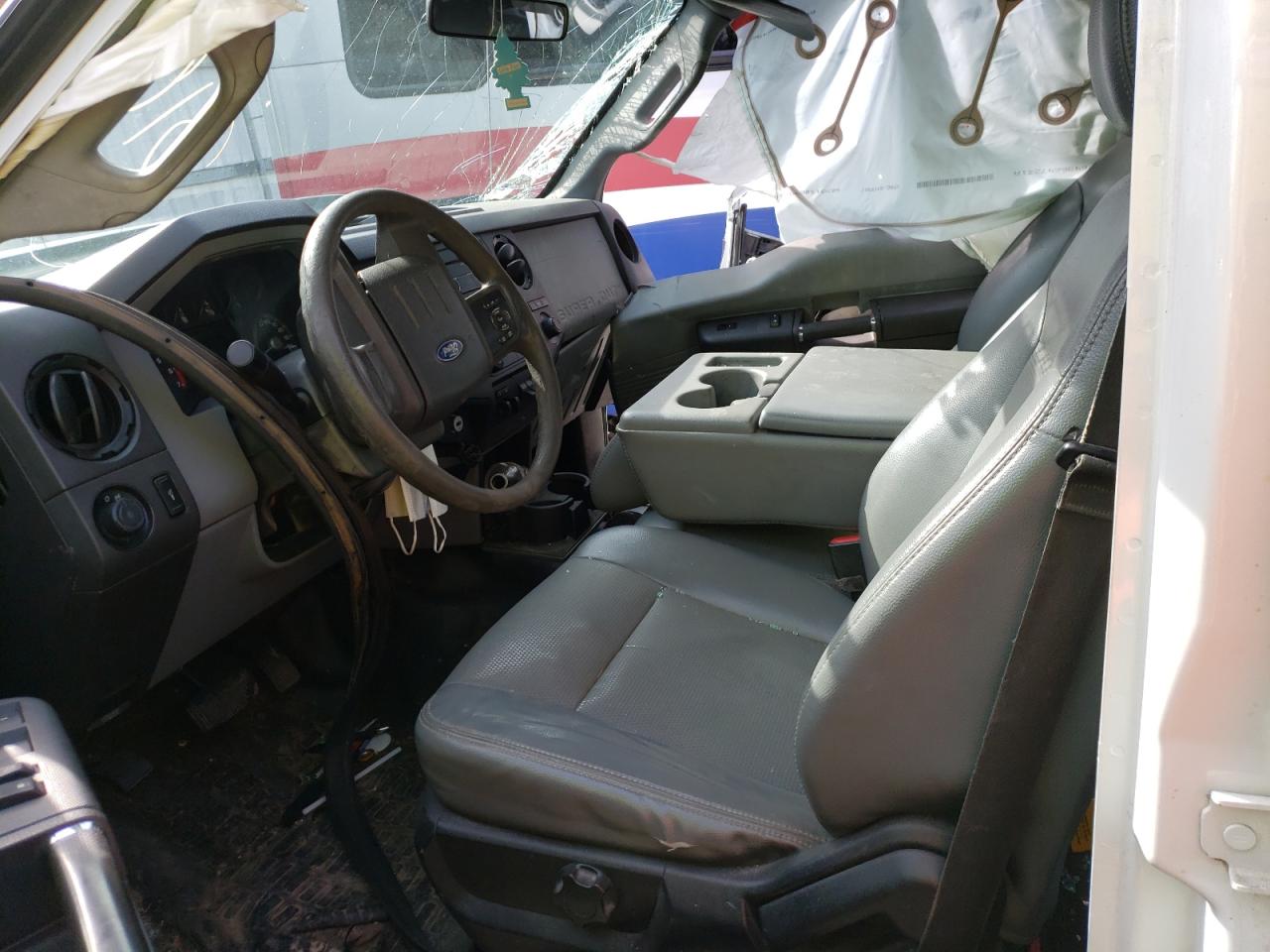 Photo 5 from auction – 2012 FORD F250 SUPER with VIN 1FT7W2B66CEA01400