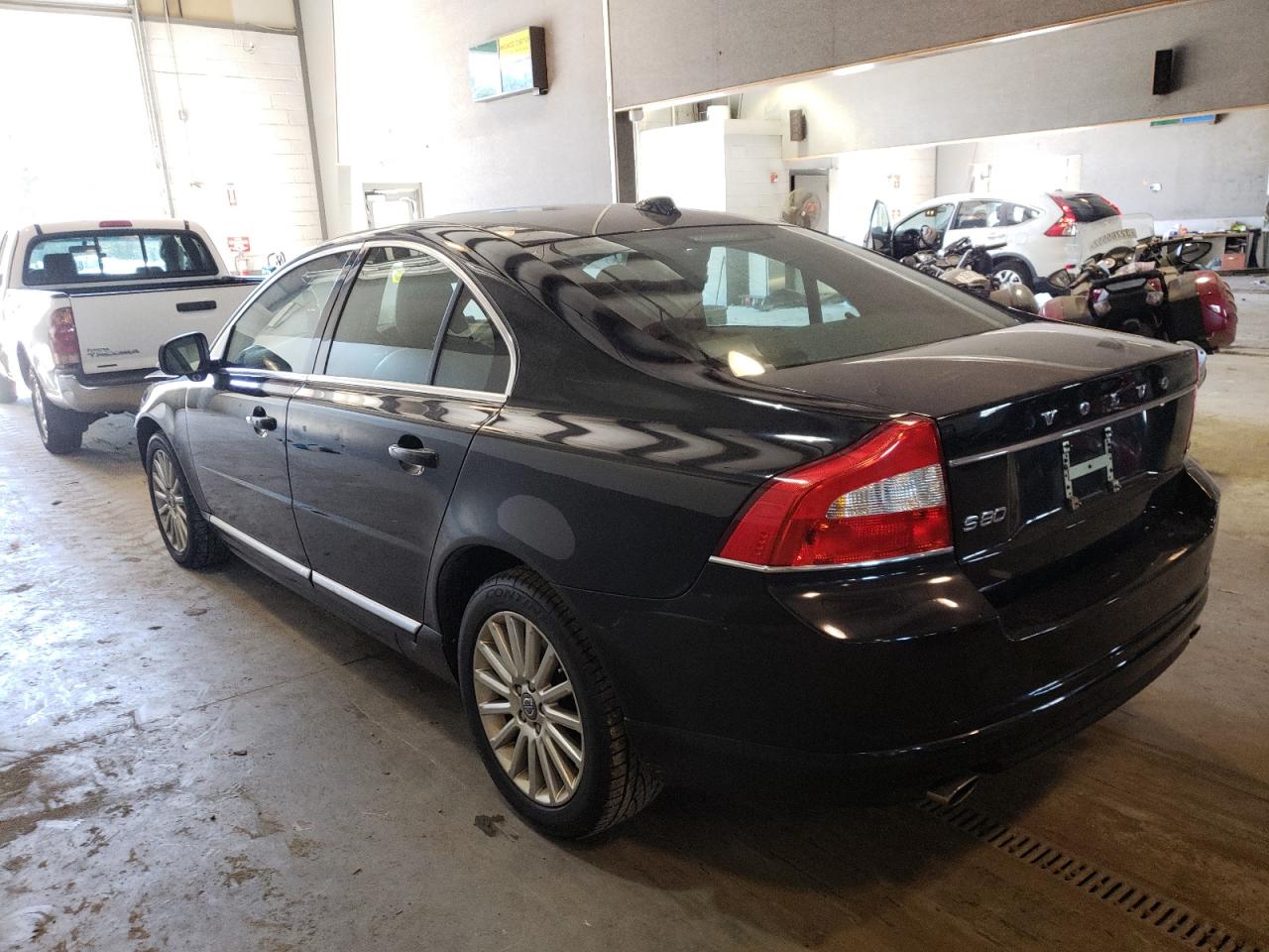 Photo 3 from auction – 2012 VOLVO S80 3.2 with VIN YV1952AS7C1156890
