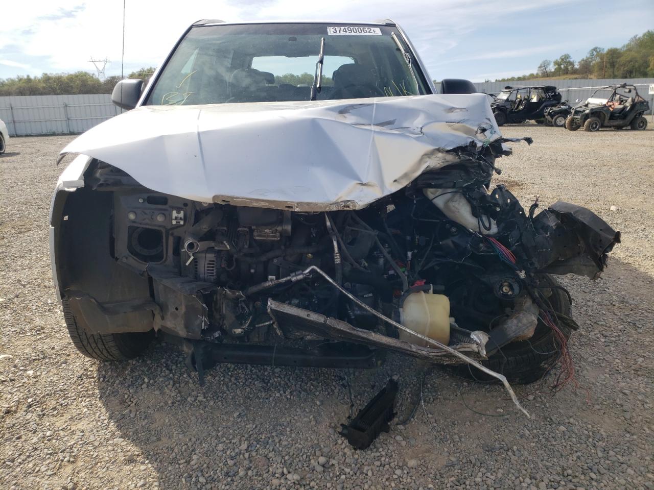 Photo 9 from auction – 2006 SATURN VUE with VIN 5GZCZ33D16S857703