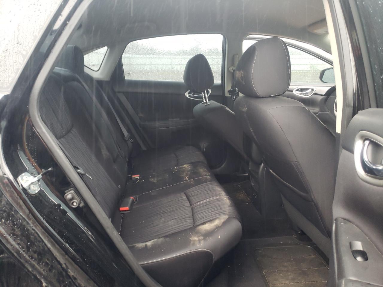 Photo 6 from auction – 2018 NISSAN SENTRA S with VIN 3N1AB7AP1JL662437