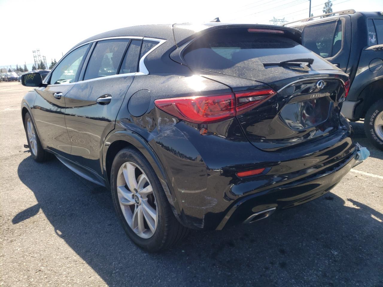 Photo 3 from auction – 2018 INFINITI QX30 BASE with VIN SJKCH5CP3JA060746