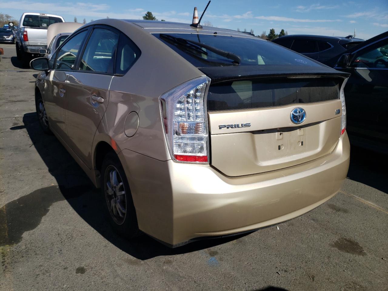 Photo 3 from auction – 2011 TOYOTA PRIUS with VIN JTDKN3DUXB1406468