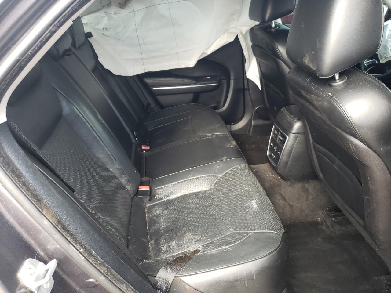 Photo 6 from auction – 2016 CHRYSLER 300C with VIN 2C3CCAEG4GH123617