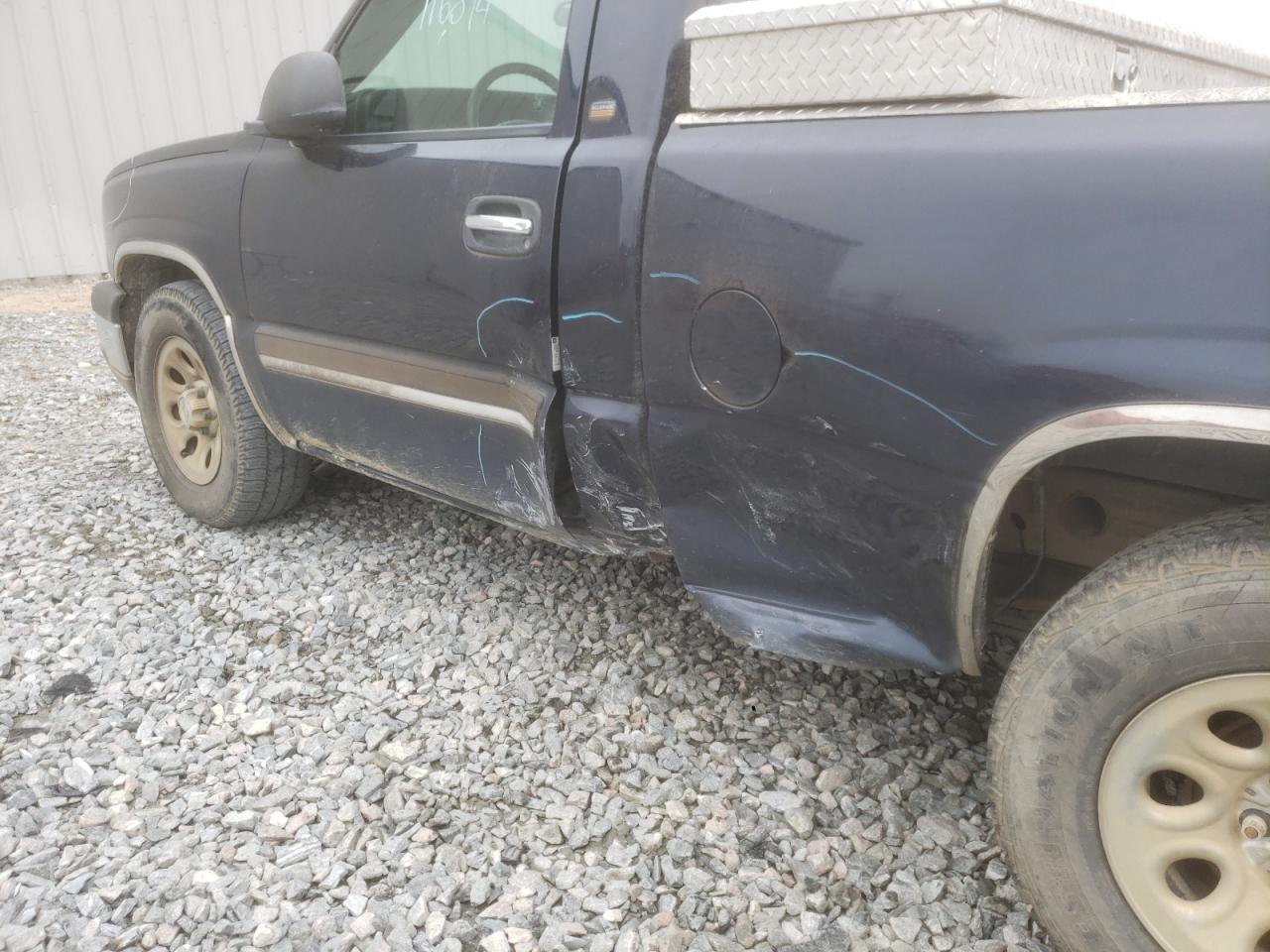 Photo 9 from auction – 2005 CHEVROLET SILVERADO with VIN 1GCEC14V65Z350132