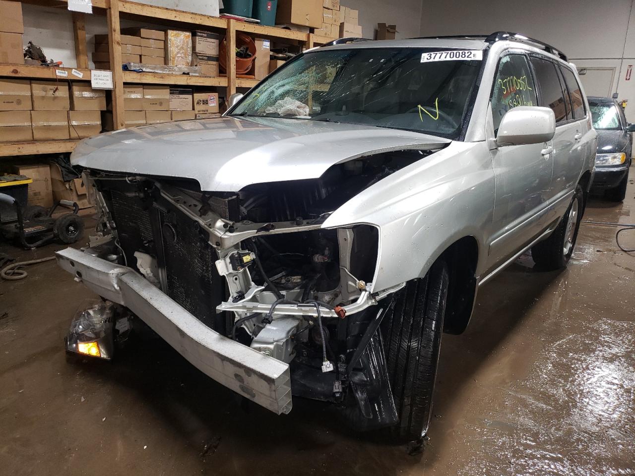 Photo 2 from auction – 2007 TOYOTA HIGHLANDER with VIN JTEEP21A670188520