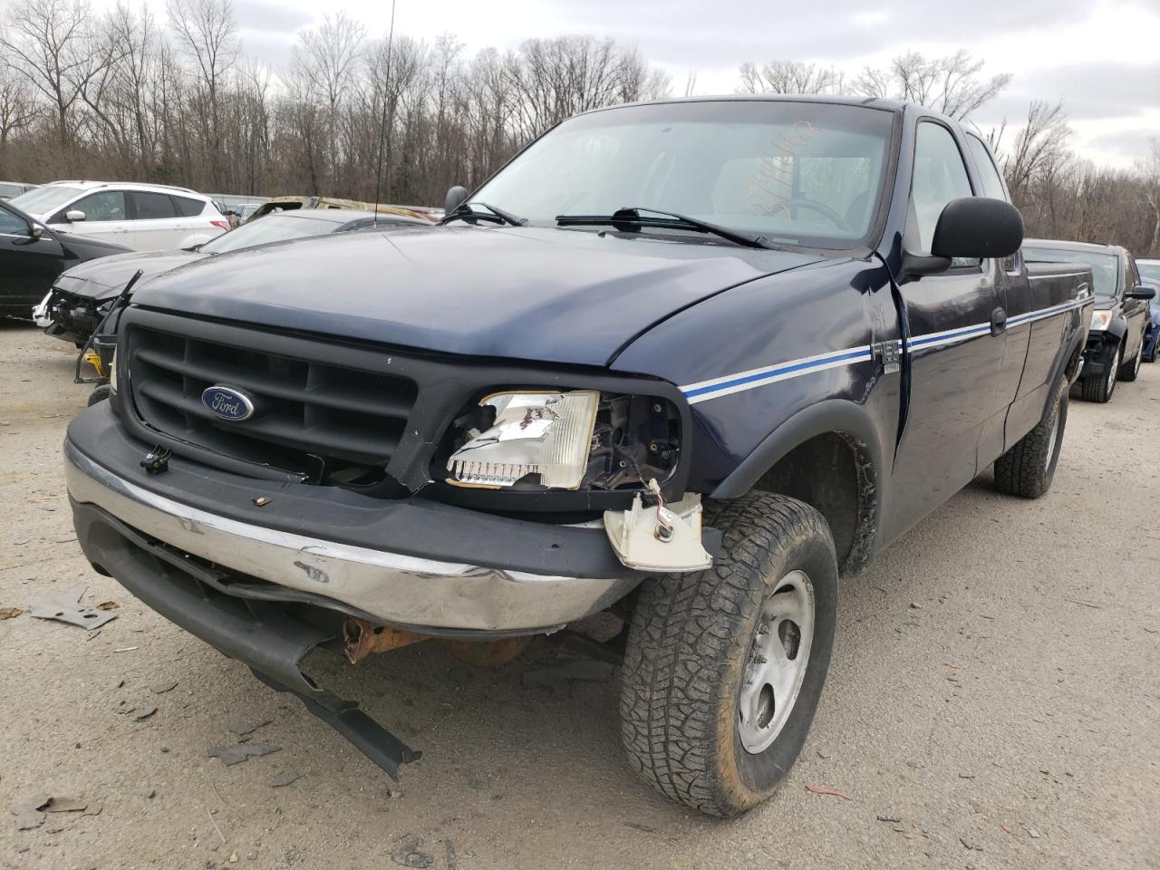 Photo 2 from auction – 2002 FORD F150 with VIN 1FTRX18W32NB24819