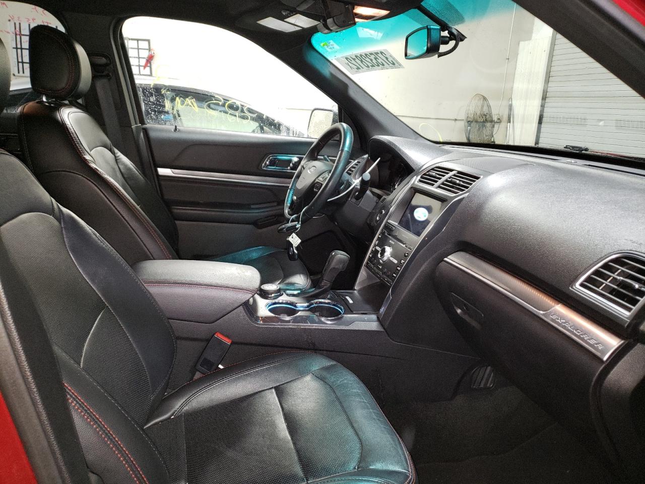 Photo 5 from auction – 2017 FORD EXPLORER S with VIN 1FM5K8GT8HGB04829