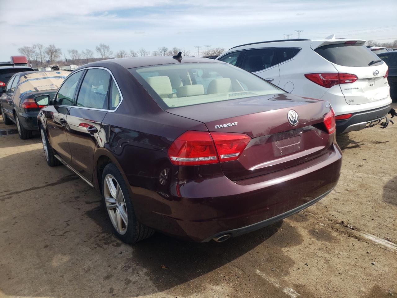 Photo 3 from auction – 2014 VOLKSWAGEN PASSAT SE with VIN 1VWBN7A32EC064751