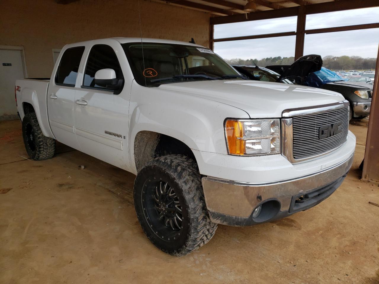 GMC SIERRA K15 2008 with VIN 3GTEK13M38G173460 - Photo from auction