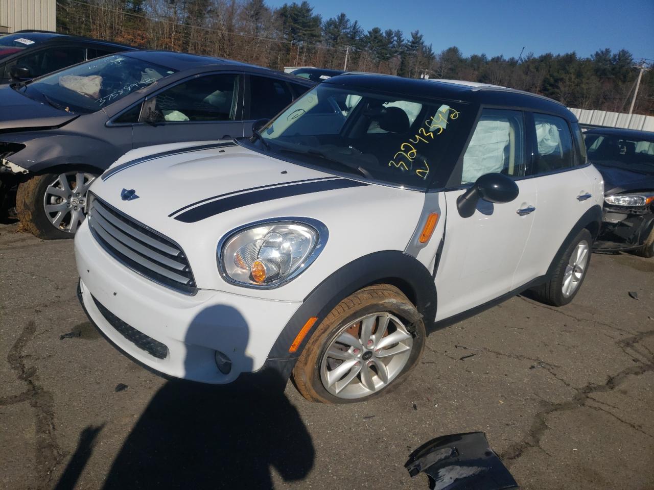 Photo 2 from auction – 2012 MINI COOPER COU with VIN WMWZB3C55CWM02153